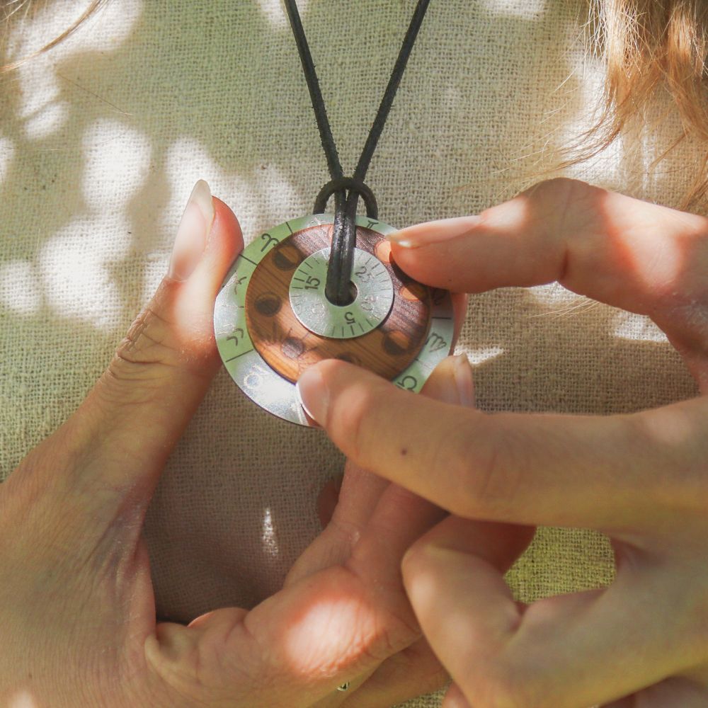 Amulett Mondkalender