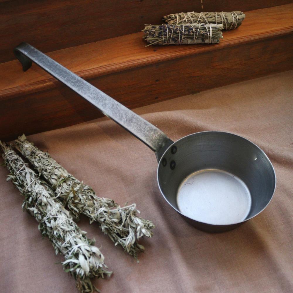 Allgäuer Räucherpfanne 'artemisia'