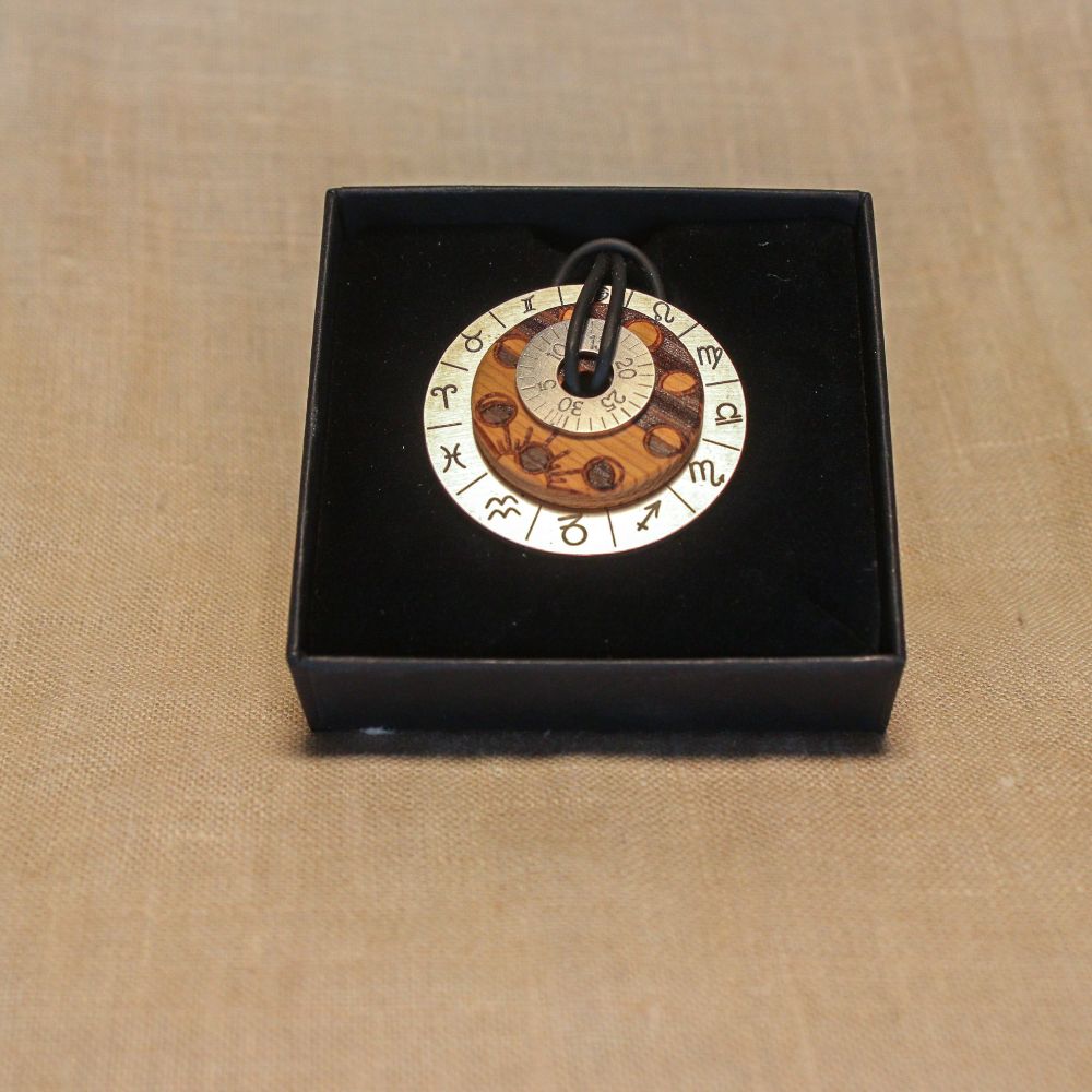 Amulett Mondkalender