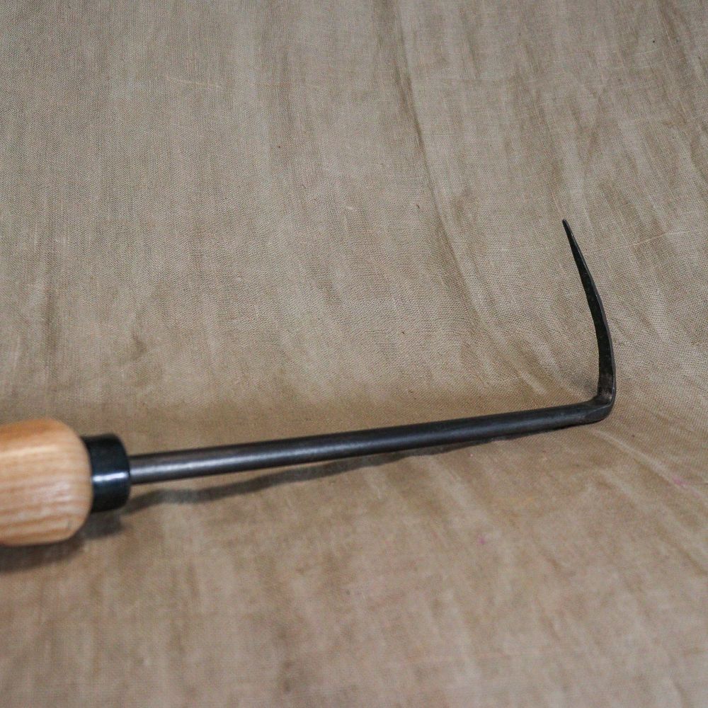 Giersch-Jäter mit Eschengriff