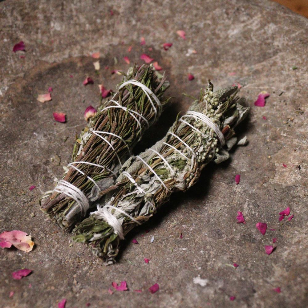 Räucherbündel Beifuss, Rosmarin und Salbei