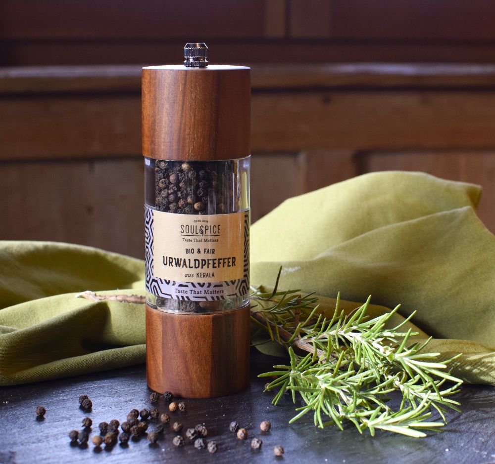Holz-Pfeffermühle Urwaldpfeffer schwarz Soul & Spice