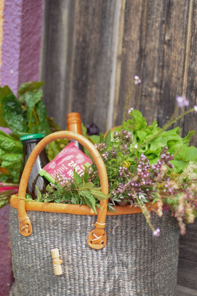 Sisal Korb mit Lederhenkel